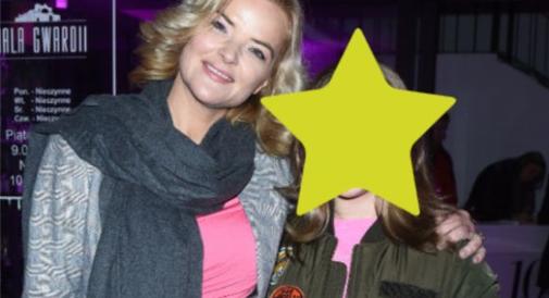 Monika Zamachowska z córką na imprezie. 13-latka w pełnym makijażu. Przesada?