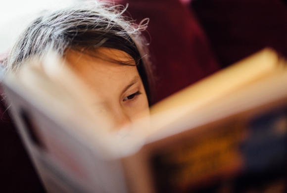 Pięć wskazówek, jak zachęcić dziecko do czytania