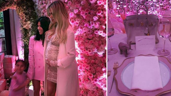 Tak wyglądał BABY SHOWER Khloe Kardashian! Różowe balony, słonie i mnóstwo gości