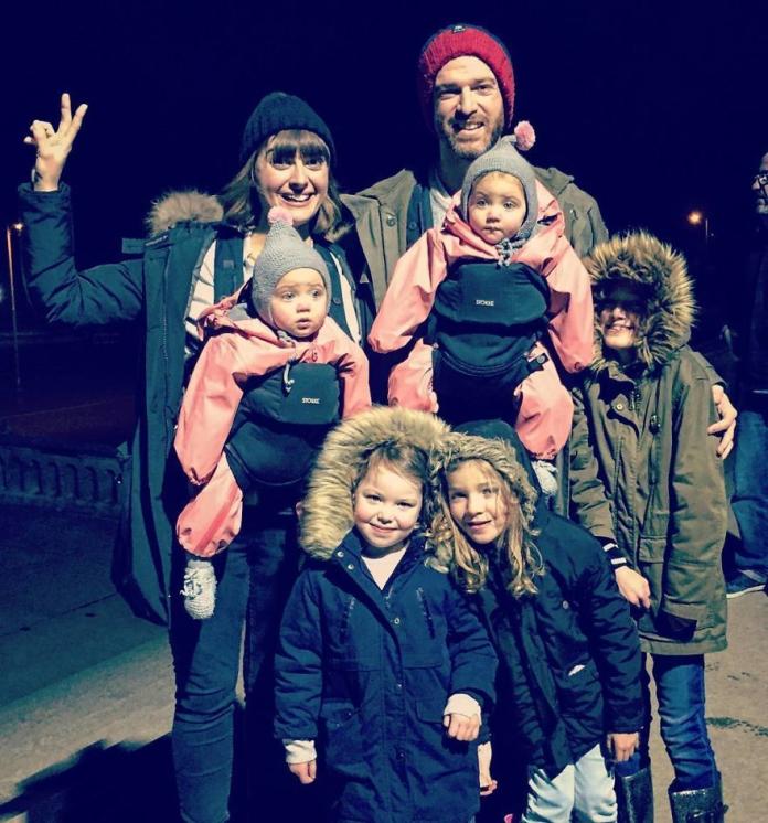 Ten SUPER TATA pokazuje na Instagramie, jak wygląda życie z 4 córkami. Efekty są przezabawne!