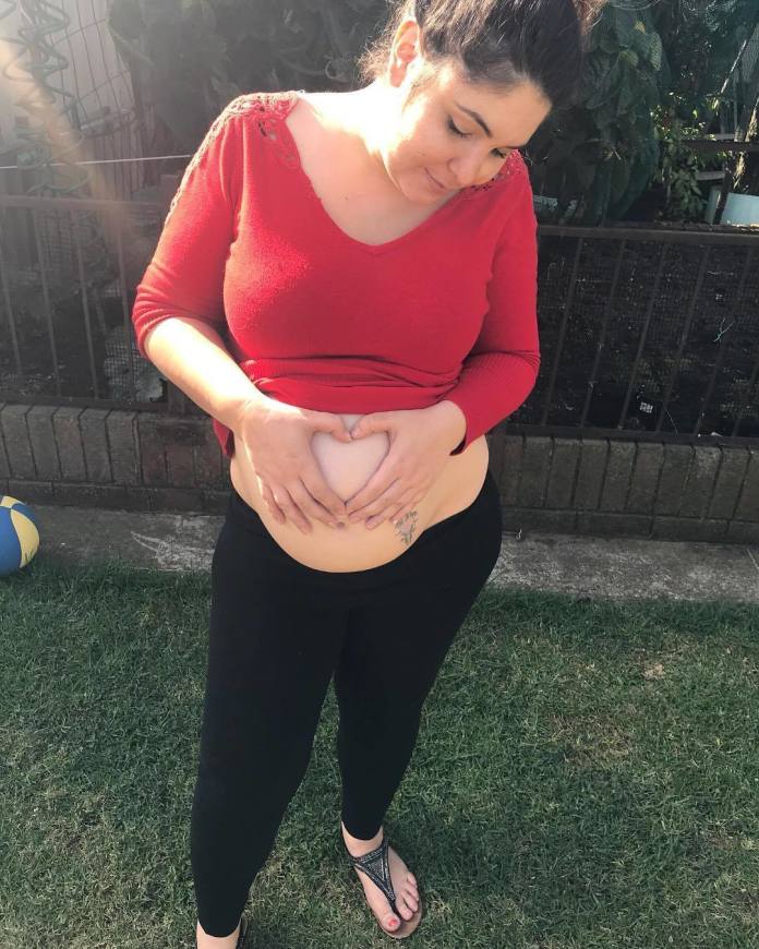 9 tygodni temu została mamą, a ludzie nadal pytają kiedy ma termin porodu. Teraz zaskakuje swoim wpisem na Instagramie!