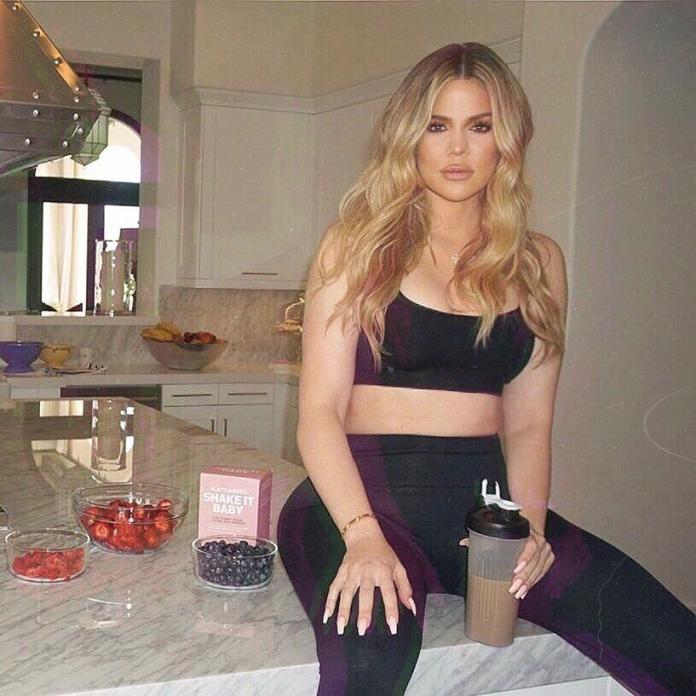 Khloe Kardashian po narodzinach córki straciła już 15 kilo. JAK? Mówi, że wcale się NIE WYSILAŁA...