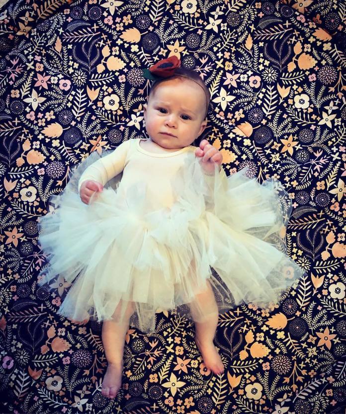 Córeczka Hillary Duff to niezwykły słodziak! Mała Banks niedługo skończy osiem miesięcy