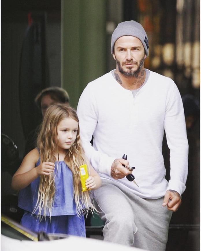 David Beckham świętuje z dziećmi Dzień Ojca. Fani: "Z ojcem przynajmniej wyglądają na szczęśliwe, uśmiechnięte i naturalne; z Victorią - nie"