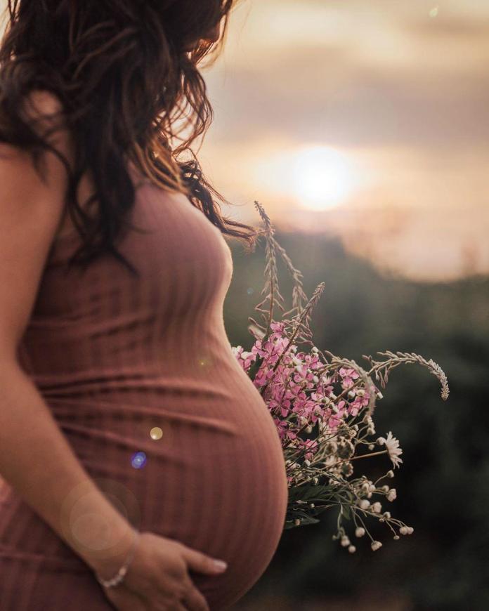 Ciąża w upały ciąży bardziej... Przyszłym mamom podpowiadamy, jak przetrwać lato